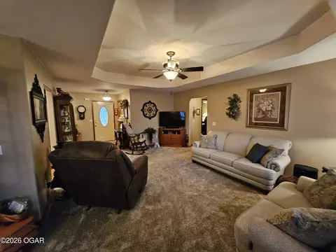 Living - 206 Prairie Lane Monett Mo 65708, Monett, MO 65708 photo 3 of 4