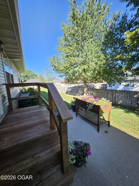 Exterior - 206 Prairie Lane Monett Mo 65708, Monett, MO 65708 photo 6 of 7