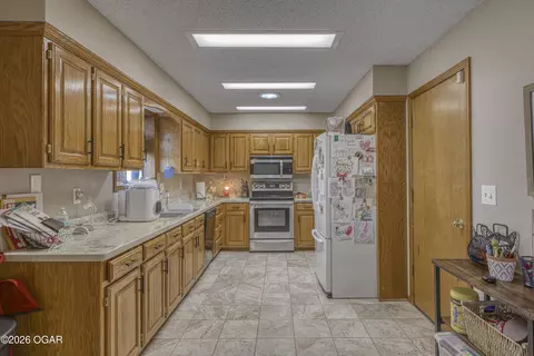 120 N Grace Avenue Joplin Mo 64801 Ave, Joplin, MO 64801