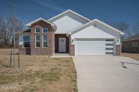 340 E Greystone Square Webb City Mo 64870 Sq, Webb City, MO 64870