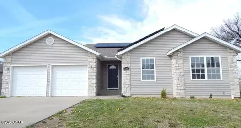 1218 Elm Court Webb City Mo 64870 Ct, Webb City, MO 64870