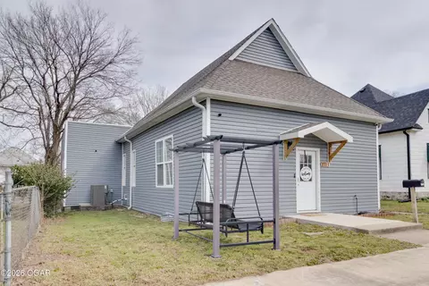 1713 S Jackson Avenue Joplin Mo 64804 Ave, Joplin, MO 64804