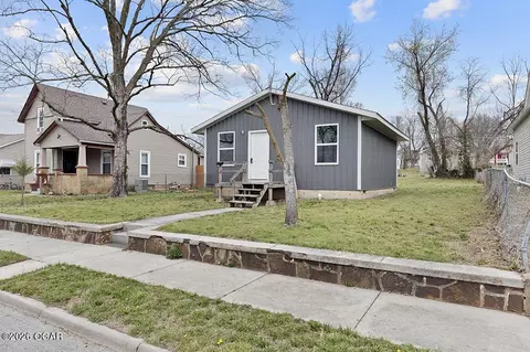 1105 Walnut Street Carthage Mo 64836 St, Carthage, MO 64836
