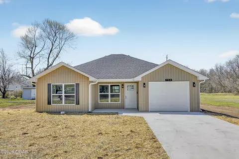 703 Oak Street Lamar Mo 64759 St, Lamar, MO 64759