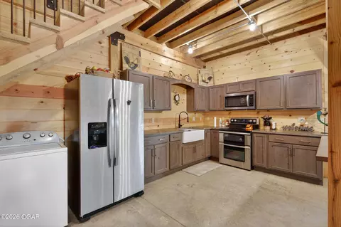Kitchen - 29990 S 2725 Road Sheldon Mo 64784 Rd # C, Sheldon, MO 64784 photo 3 of 3