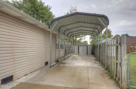 1422 W Macon Street Carthage Mo 64836 St, Carthage, MO 64836