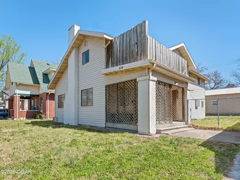 219 N Moffet Avenue Joplin Mo 64801 Ave, Joplin, MO 64801