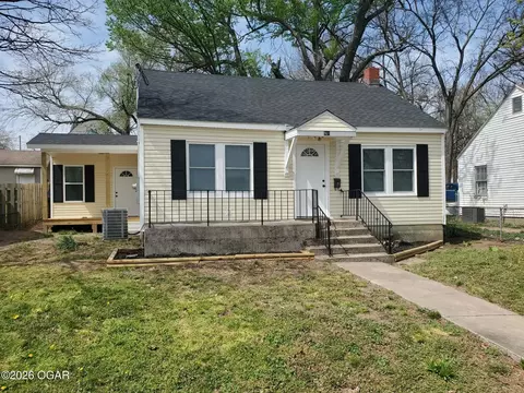 909 S Fulton Street Carthage Mo 64836 St, Carthage, MO 64836