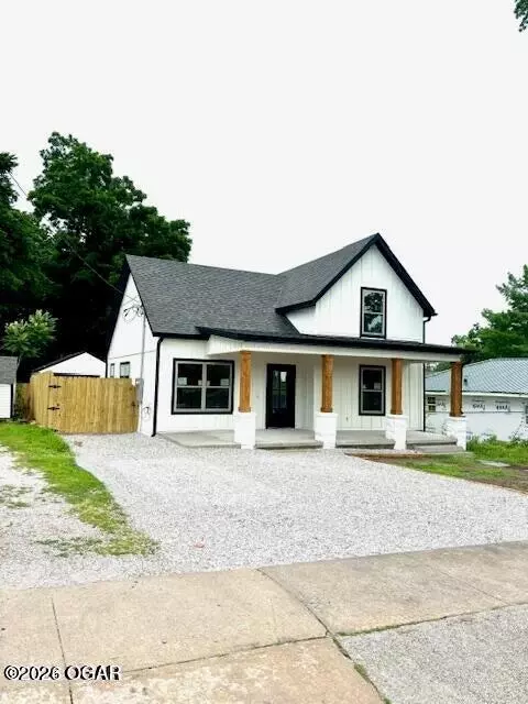 705 S Fulton Street Carthage Mo 64836 St, Carthage, MO 64836