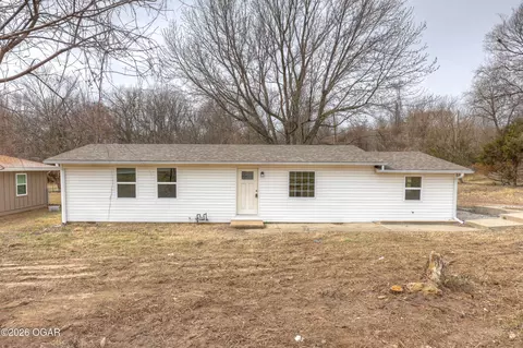 1632 N St Louis Avenue Joplin Mo 64801 Ave, Joplin, MO 64801