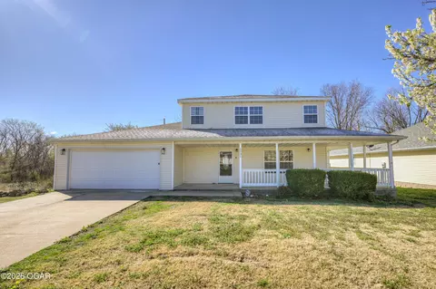 1935 Meadows Drive Neosho Mo 64850 Dr, Neosho, MO 64850