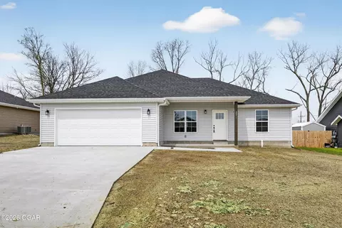 2005 Lakeview Street Carthage Mo 64836 St, Carthage, MO 64836