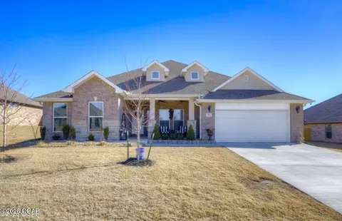 901 Blackthorn Drive Carl Junction Mo 64834 Dr, Carl Junction, MO 64834