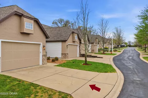 Exterior - 101 Residence Lane Branson Mo 65616 Ln, Branson, MO 65616 photo 2 of 7