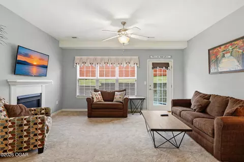 Living - 101 Residence Lane Branson Mo 65616 Ln, Branson, MO 65616 photo 3 of 4
