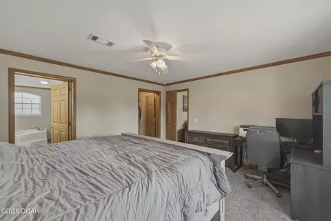Bedroom - Undisclosed, Shell Knob, MO 65747 photo 4 of 8