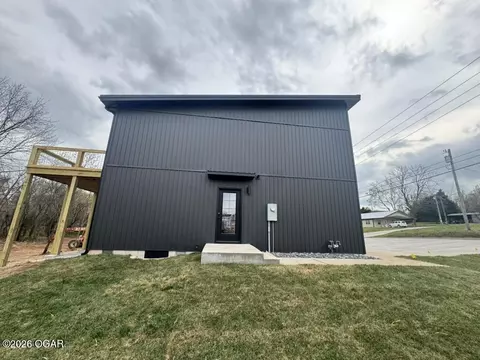 Exterior - Undisclosed, Monett, MO 65708 photo 6 of 7