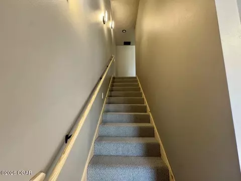 Entry Way - Undisclosed, Monett, MO 65708 photo 2 of 2