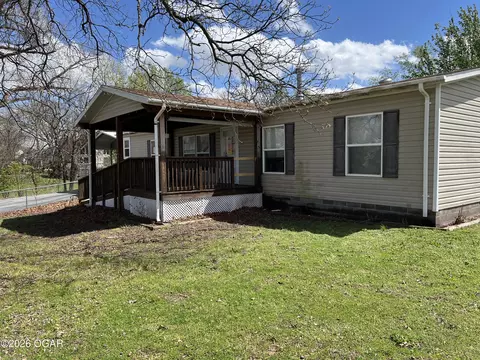 1379 Shady Lane Joplin Mo 64804 Ln, Joplin, MO 64804