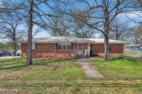 1916 N Florida Avenue Joplin Mo 64801 Ave, Joplin, MO 64801