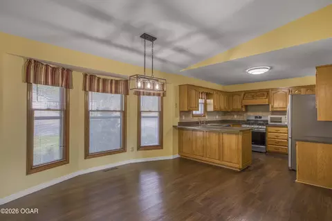 Other - 3415 N Willow Road Joplin Mo 64801 Rd, Joplin, MO 64801 photo 1 of 8