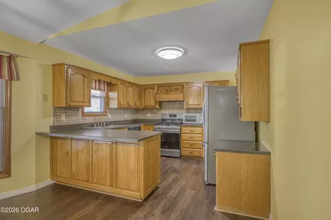 Kitchen - 3415 N Willow Road Joplin Mo 64801 Rd, Joplin, MO 64801 photo 1 of 4
