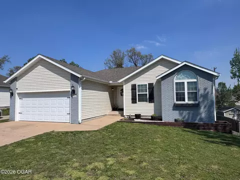 4419 W 28th Place Joplin Mo 64804 Pl, Joplin, MO 64804