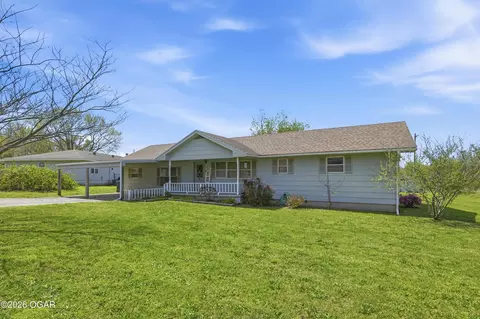 12870 Jenner Drive Neosho Mo 64850 Dr, Neosho, MO 64850