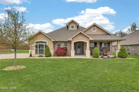 1506 Lakeview Drive Webb City Mo 64870 Dr, Webb City, MO 64870