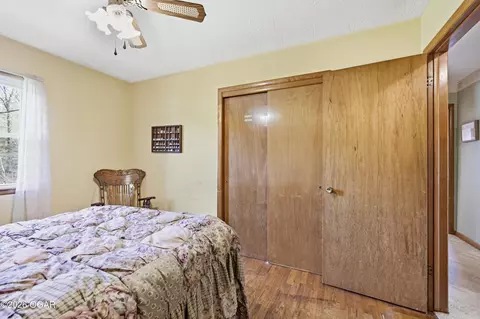 Bedroom - 577 Mcnatt Road Neosho Mo 64850, Neosho, MO 64850 photo 3 of 10