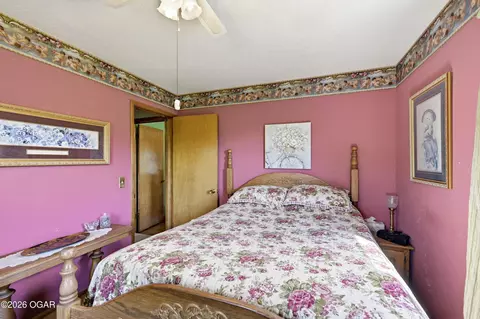 Bedroom - 577 Mcnatt Road Neosho Mo 64850, Neosho, MO 64850 photo 9 of 10