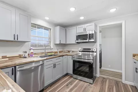 Kitchen - 7125 Route Cc Stella Mo 64867, Stella, MO 64867 photo 3 of 5