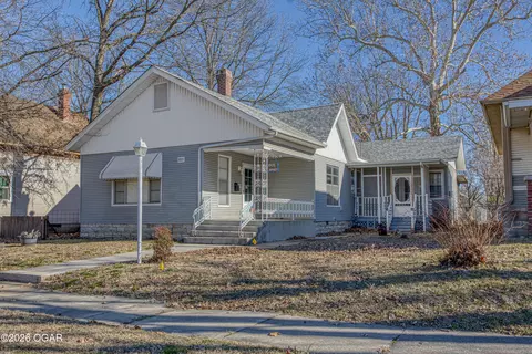 1805 S Empire Avenue Joplin Mo 64804 Ave, Joplin, MO 64804