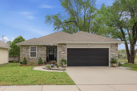 227 S Cox Avenue Joplin Mo 64801 Ave, Joplin, MO 64801