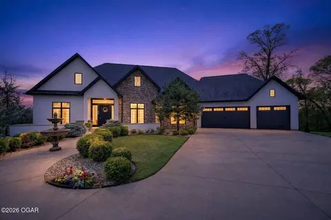 5409 Eagle Valley Drive Joplin Mo 64804 Dr, Joplin, MO 64804