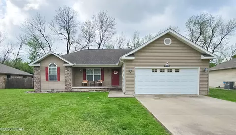 1218 Logan Drive Webb City Mo 64870 Dr, Webb City, MO 64870