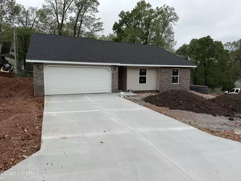 2004 Sally Ann Avenue Neosho Mo 64850 Ave, Neosho, MO 64850