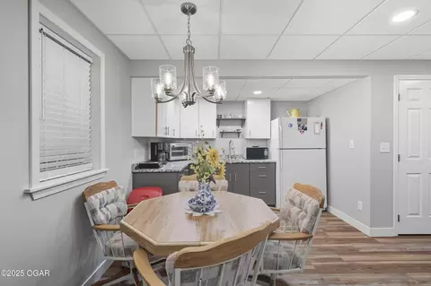 Dining - 4948 Deer Run Loop Carthage Mo 64836 Loop, Carthage, MO 64836 photo 3 of 3