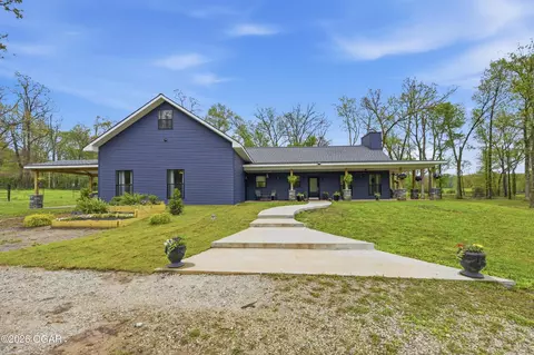 7171 Carver Road Neosho Mo 64850 Rd, Neosho, MO 64850