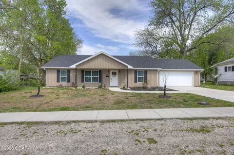 604 Poplar Street Lamar Mo 64759 St, Lamar, MO 64759