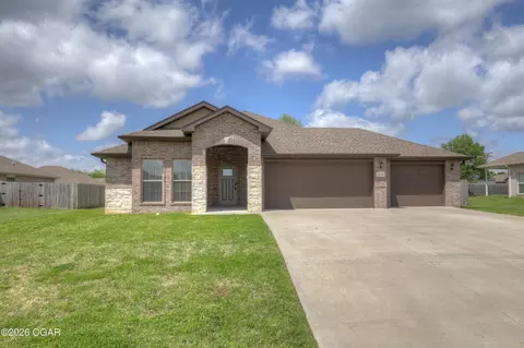 811 Delaney Drive Carl Junction Mo 64834 Dr, Carl Junction, MO 64834