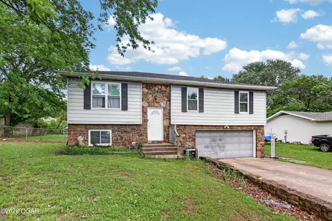3621 Butterfield Lane Joplin Mo 64801 Ln, Joplin, MO 64801
