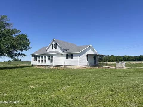 Exterior - 7433 Oak Road Carthage Mo 64836 Rd, Carthage, MO 64836 photo 2 of 4