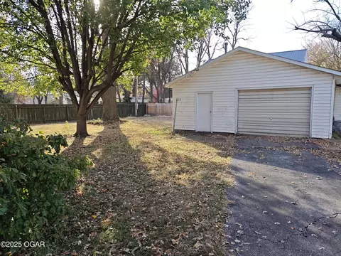 Exterior - 713 Gulf Lamar Mo 64759, Lamar, MO 64759 photo 2 of 6