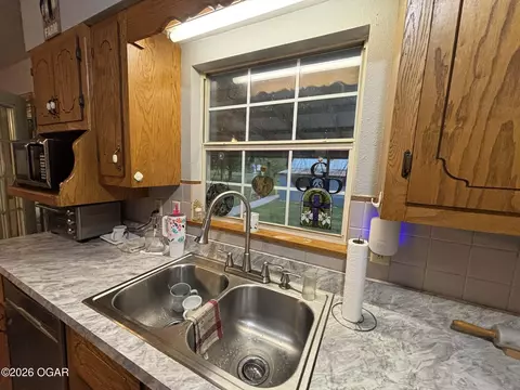 Kitchen - 336 Wills Lane Seneca Mo 64865 Ln, Seneca, MO 64865 photo 4 of 5