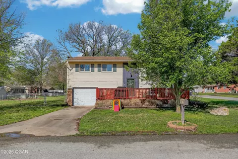 500 N Catalina Street Frontenac Ks 66763 St, Frontenac, KS 66763