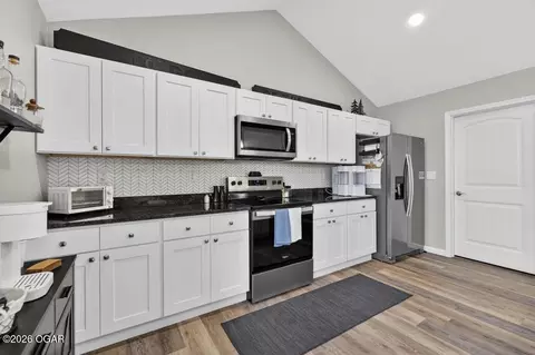 Kitchen - 103 Whitmore Street Goodman Mo 64843 St, Goodman, MO 64843 photo 3 of 4