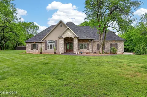 2335 S Ressie Drive Carthage Mo 64836 Dr, Carthage, MO 64836