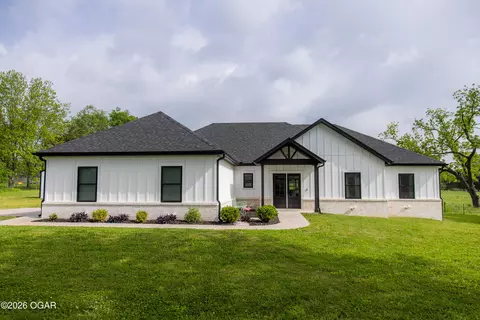 1213 W Pineville Road Washburn Mo 65772 Rd, Washburn, MO 65772