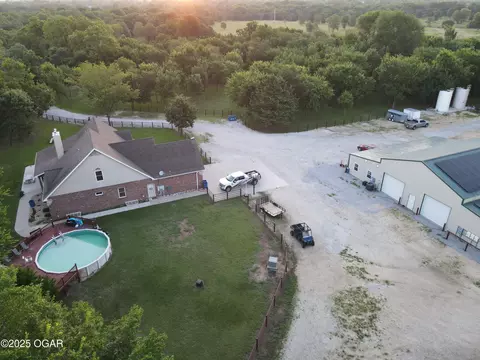 View/Area - 25949 Paper Loop Joplin Mo 64801, Joplin, MO 64801 photo 2 of 12